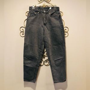 Loose gray mom jeans